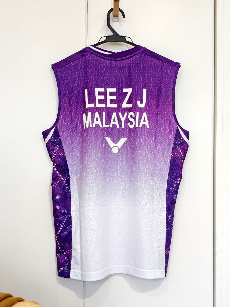 【週末セール】VICTOR公式限定LZJ選手モデルマレーシア代表ノースリーブ支給