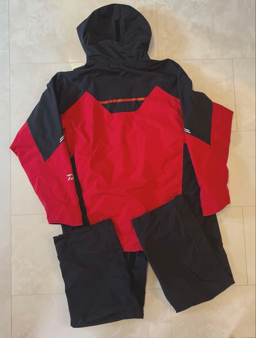 ダイワレインマックスハイパーコンビアップレインスーツ　BR-3121A