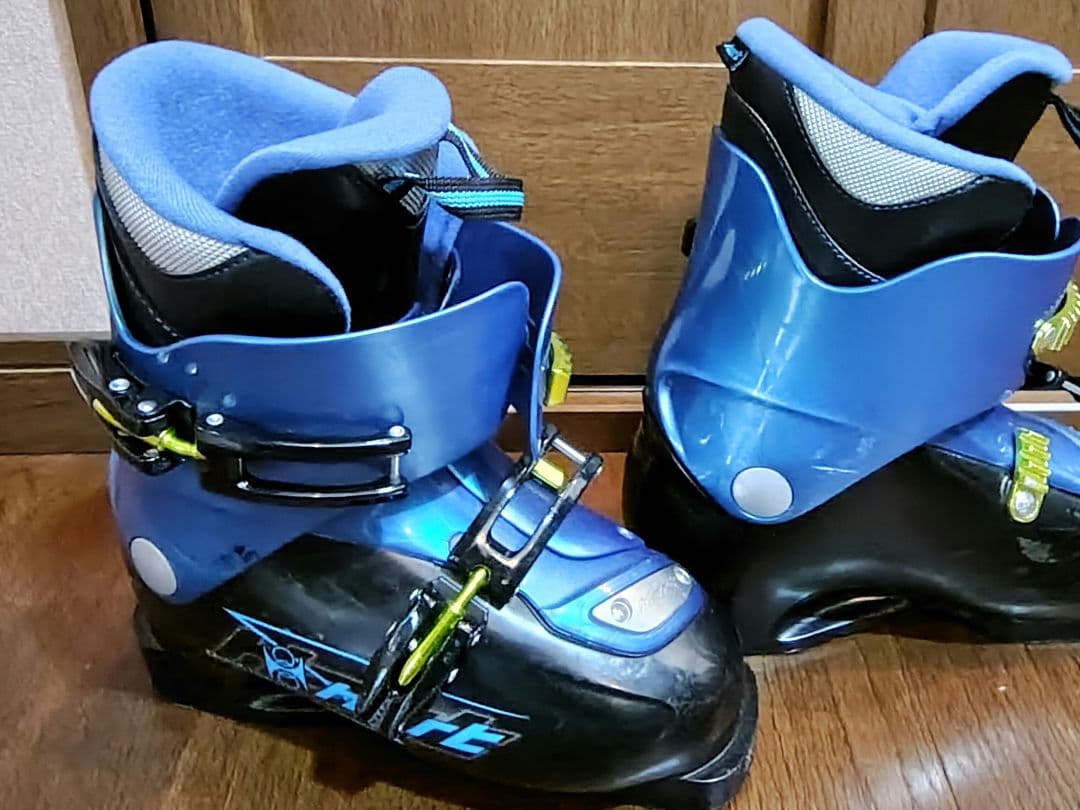 即納＊すぐにゲレンデに行ける！ジュニア用スキー5点セット（130cm/23cm)