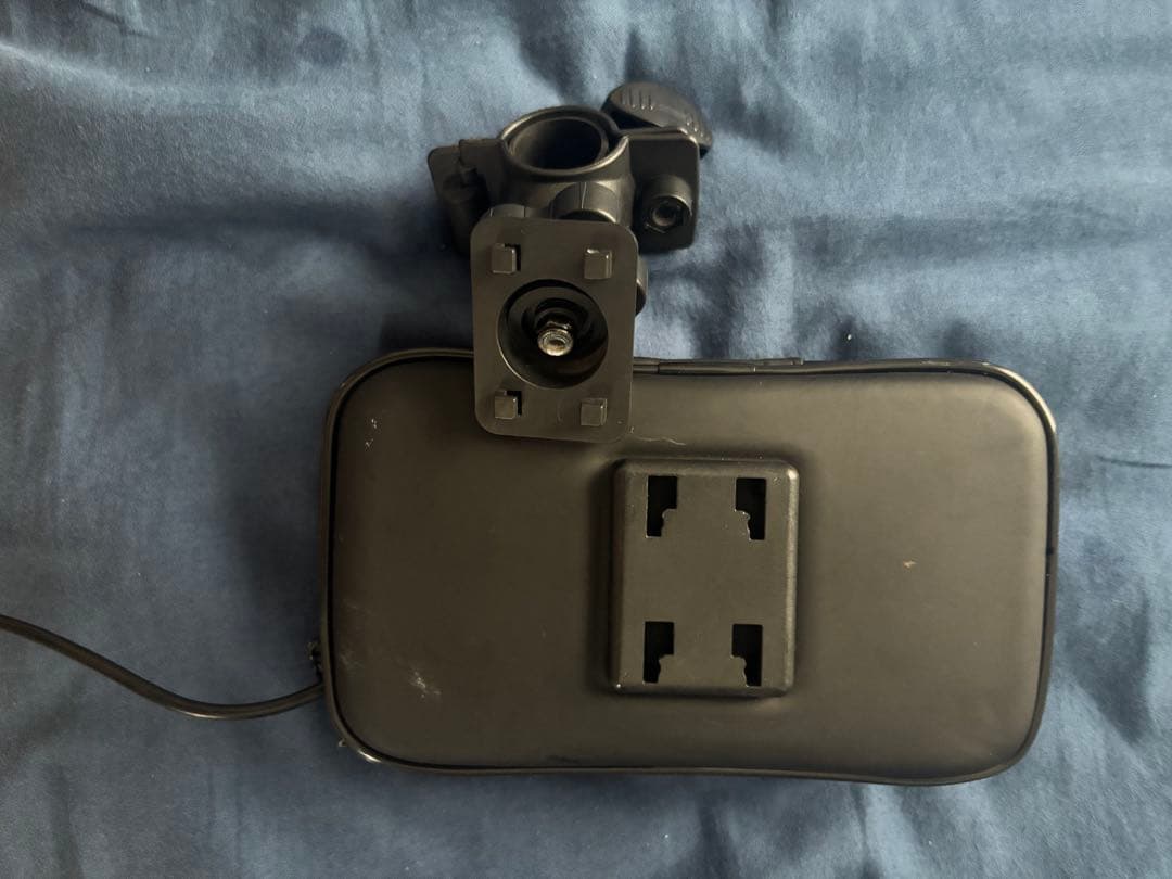 ETC 軽自動車 USB電源　新品防水ケース付バイク可　モバイルバッテリーOK