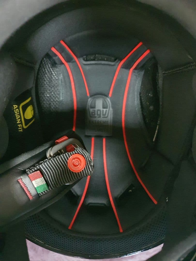 AGV フルフェイス ブラック ミラーシールド ビーコム付き