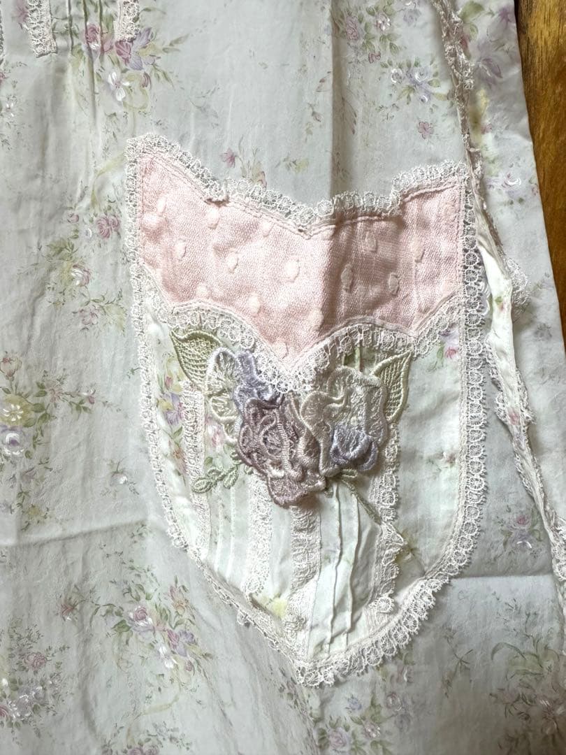 さえら Akiakane アキアカネ エプロン