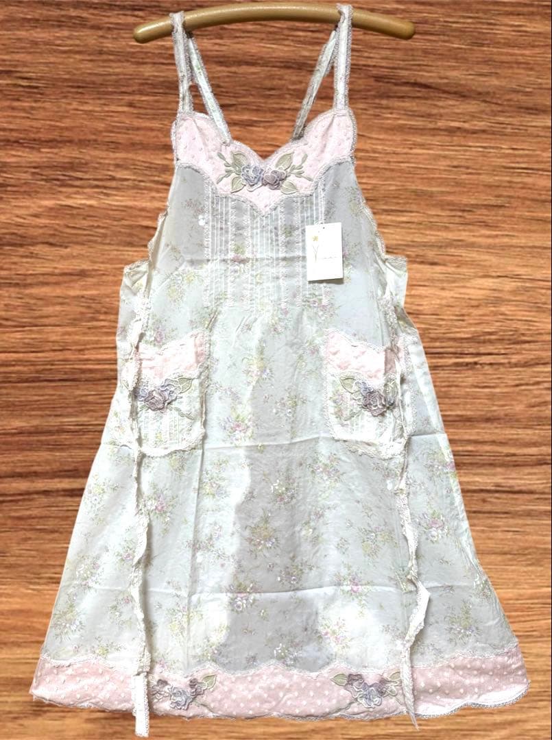 さえら Akiakane アキアカネ エプロン