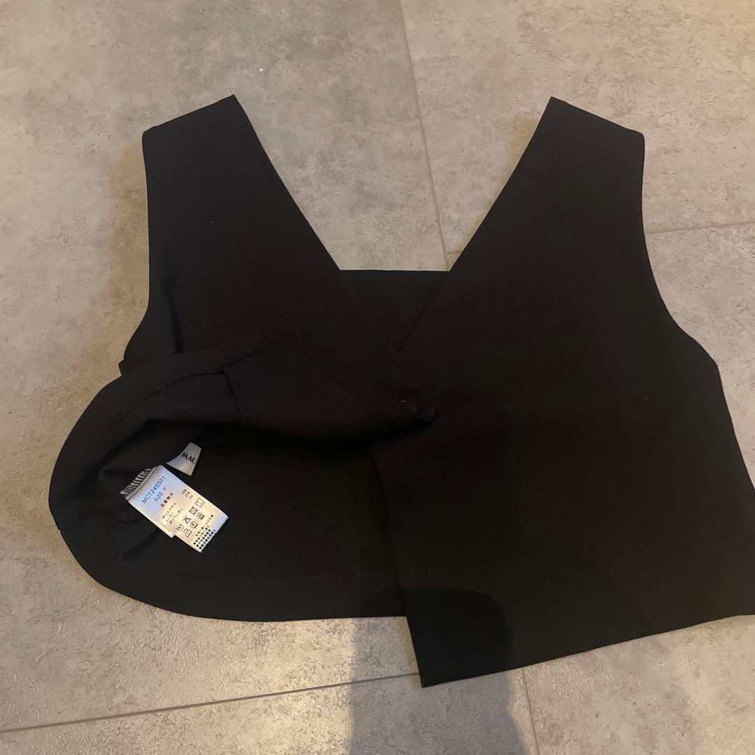 machattマチャット　 クロップドベスト　ブラック 正規品