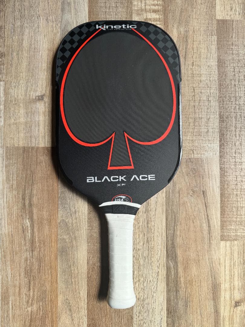 ProKennex Kinetic Black Ace XL パドル ケース付き