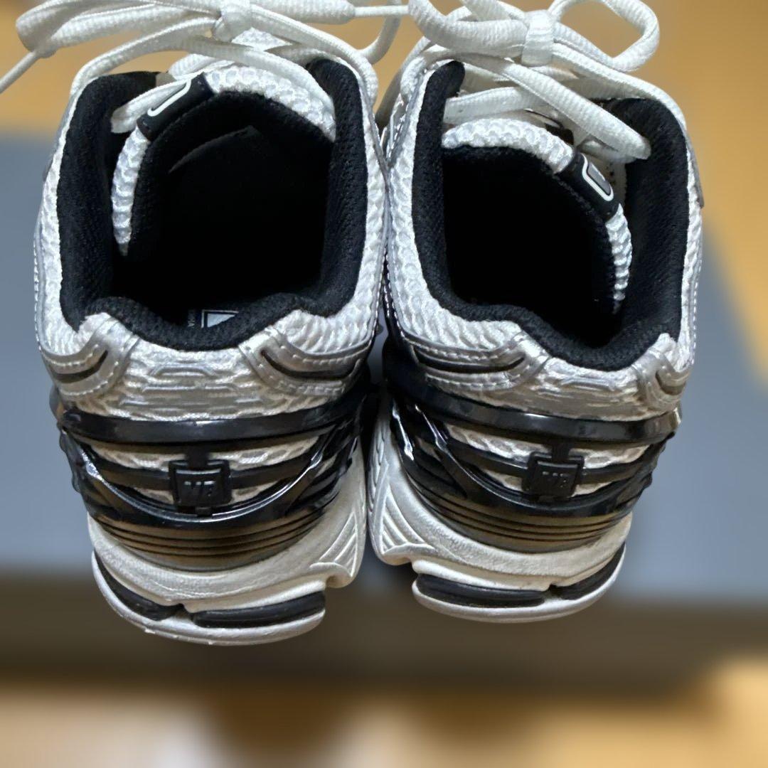 ニューバランス M1906RER