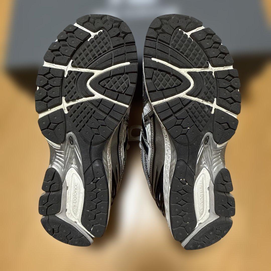 ニューバランス M1906RER