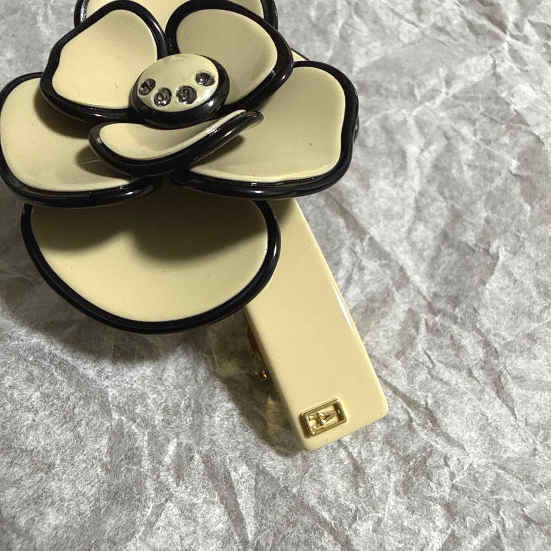 アレクサンドル ドゥ パリ バレッタ (8 cm)AA8-18232-02