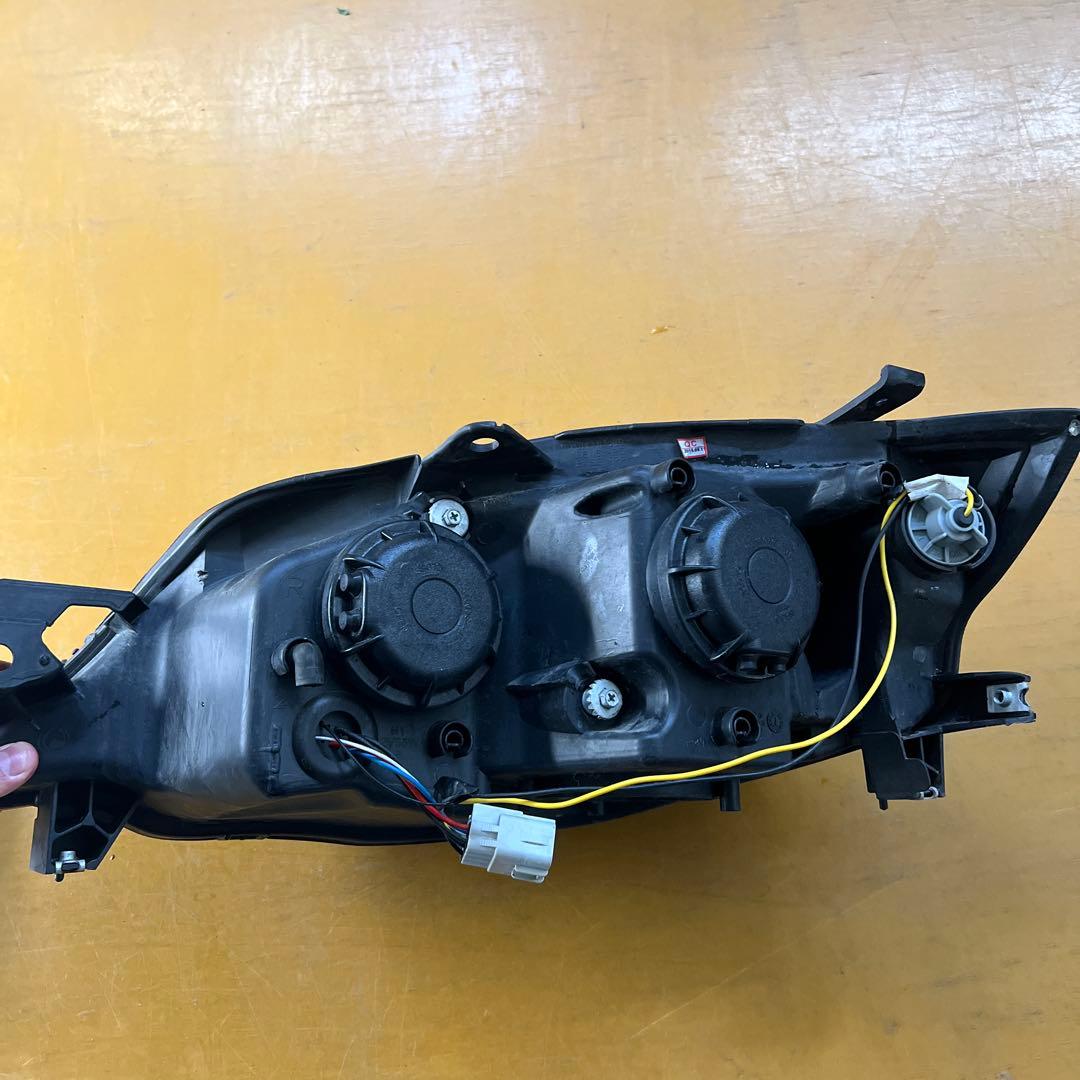 スバル インプレッサ(GE/GH/GR/GV系)　ヘッドランプ　右目　廃盤