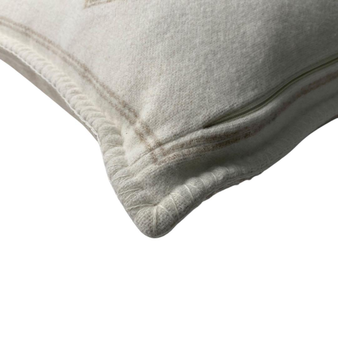 未使用 シャネルCHANEL ココマーク クッション カシミヤ