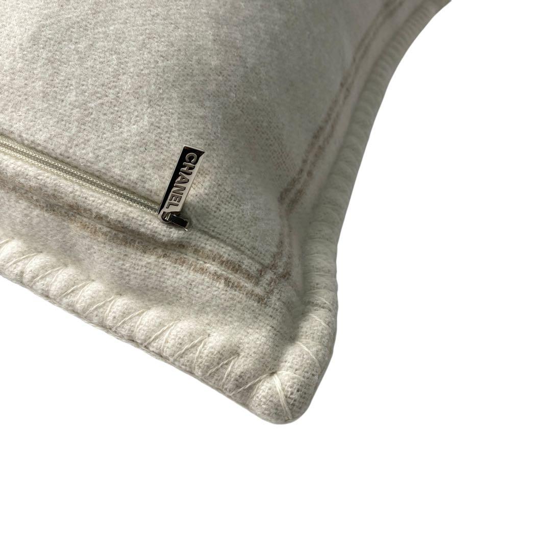 未使用 シャネルCHANEL ココマーク クッション カシミヤ
