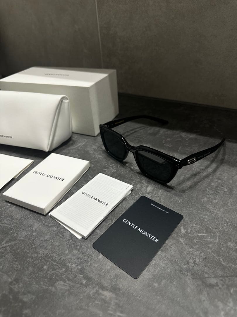 GENTLE MONSTER HOVO サングラス みちょぱ着用