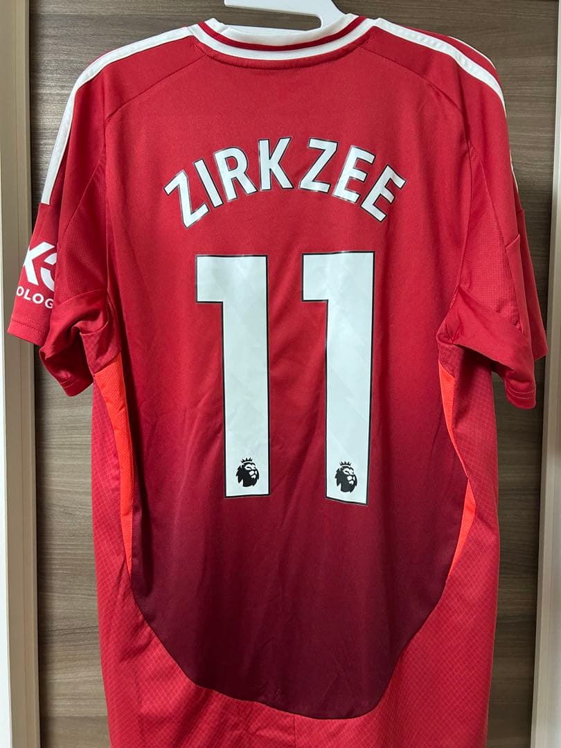 【正規品】ザークツィー マンチェスターユナイテッド ユニフォーム Ｌ