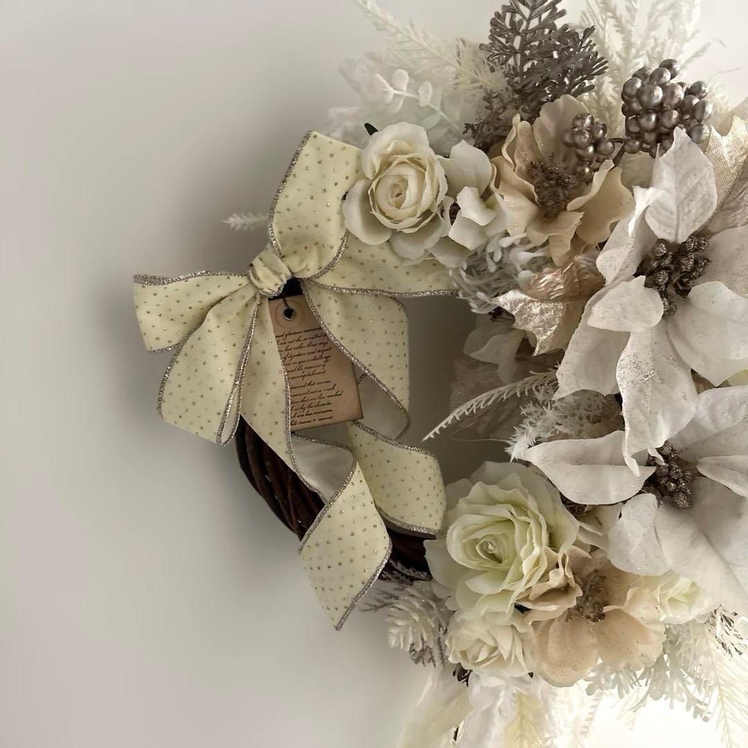 ⭐︎＊まゆフラワーリース＊　玄関リース　クリスマスリース　ホワイト　ゴールド