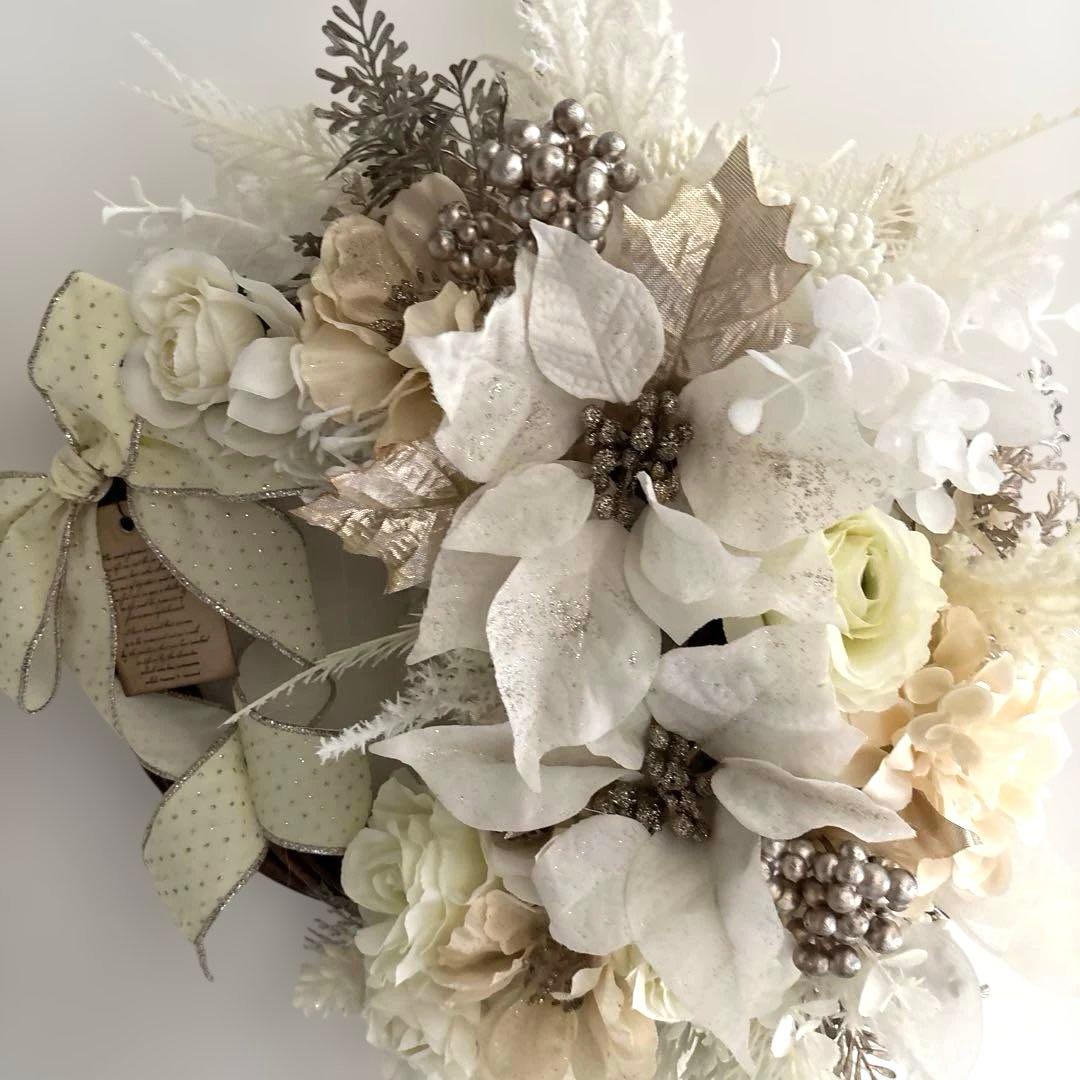 ⭐︎＊まゆフラワーリース＊　玄関リース　クリスマスリース　ホワイト　ゴールド