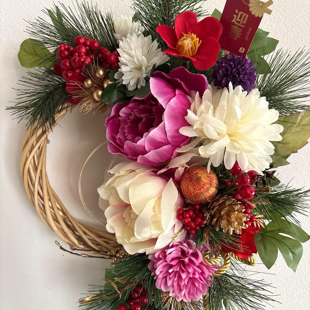 ⭐︎＊まゆフラワーリース＊　玄関リース　クリスマスリース　ホワイト　ゴールド