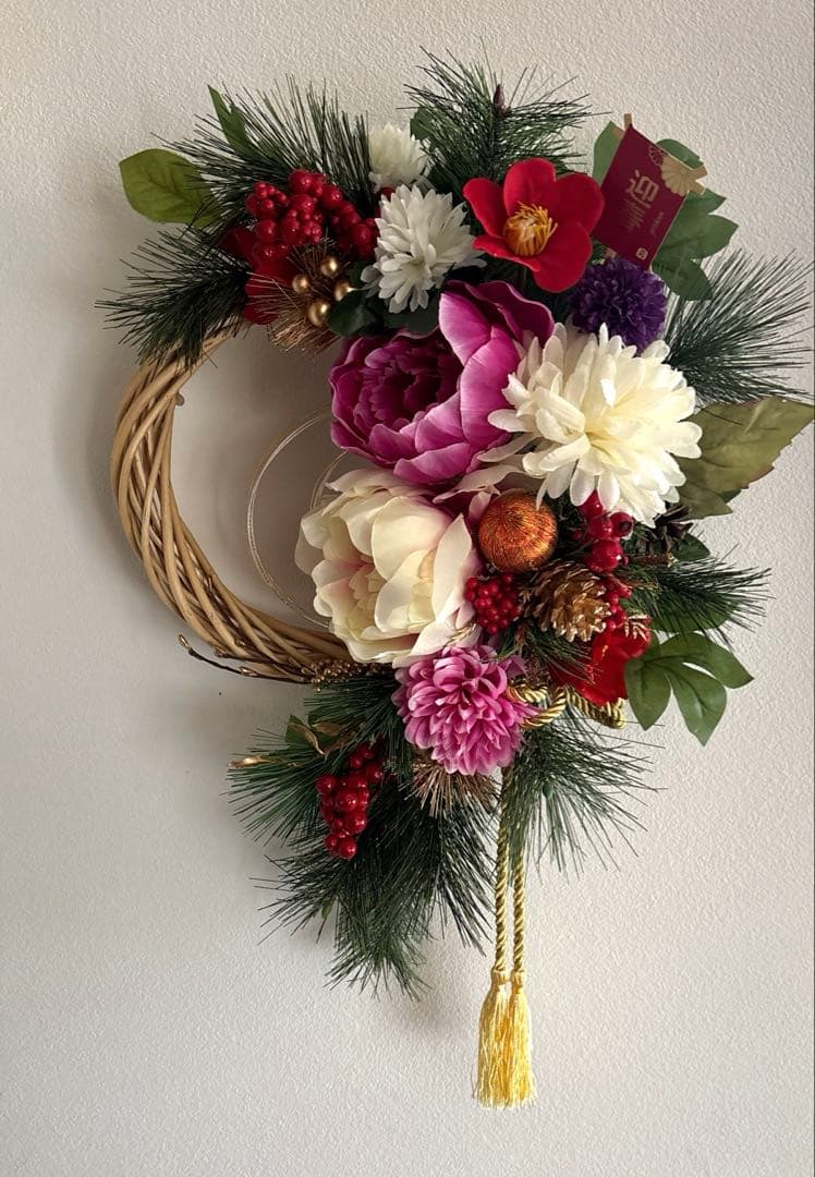 ⭐︎＊まゆフラワーリース＊　玄関リース　クリスマスリース　ホワイト　ゴールド