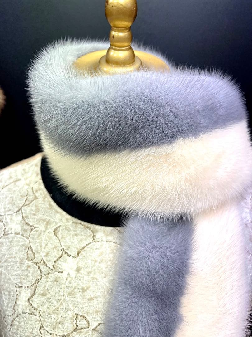 サファイア　ミンクマフラー／オフホワイト／GAKE 日本製❣️