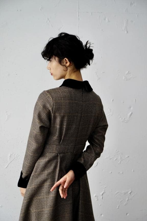 foufou グレンチェックラウンドカラーワンピース