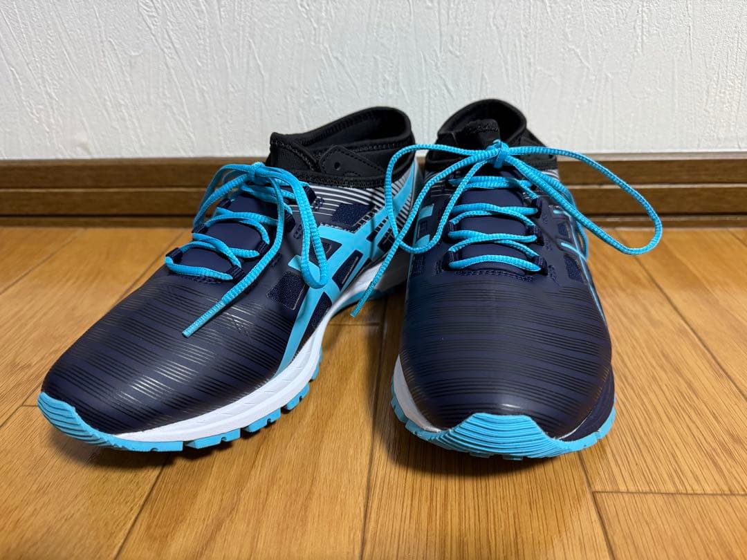 asics スノーターサー　26.5cm 雪道用ランニングシューズ