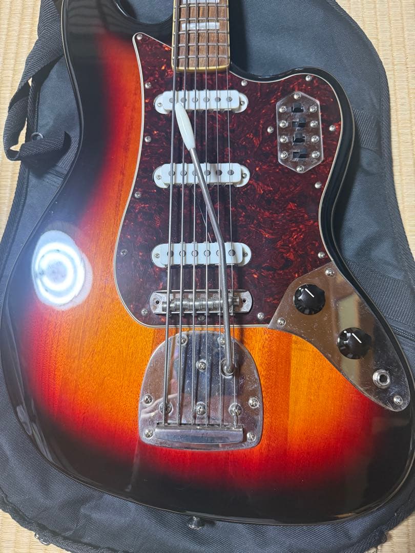 Squier Classic Vibe Bass VI 6弦ベース