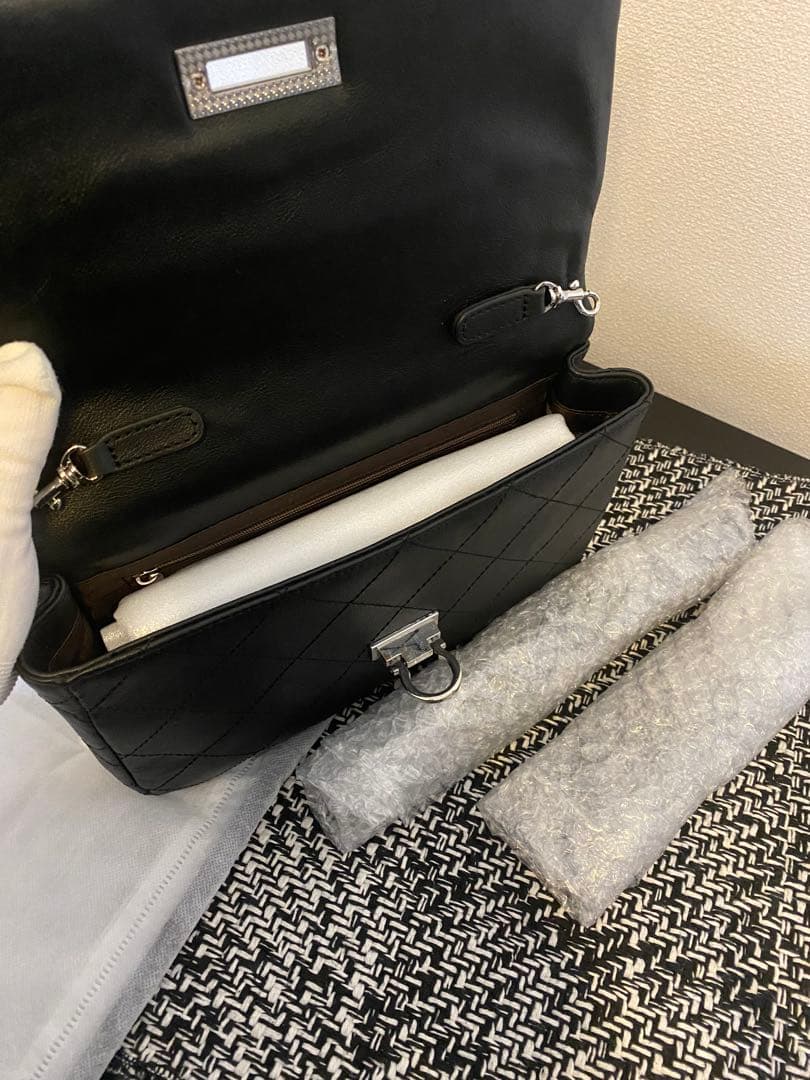 本革チェーンショルダーバッグ・シルバーカラー・改良版バルドーネ M HAYNI