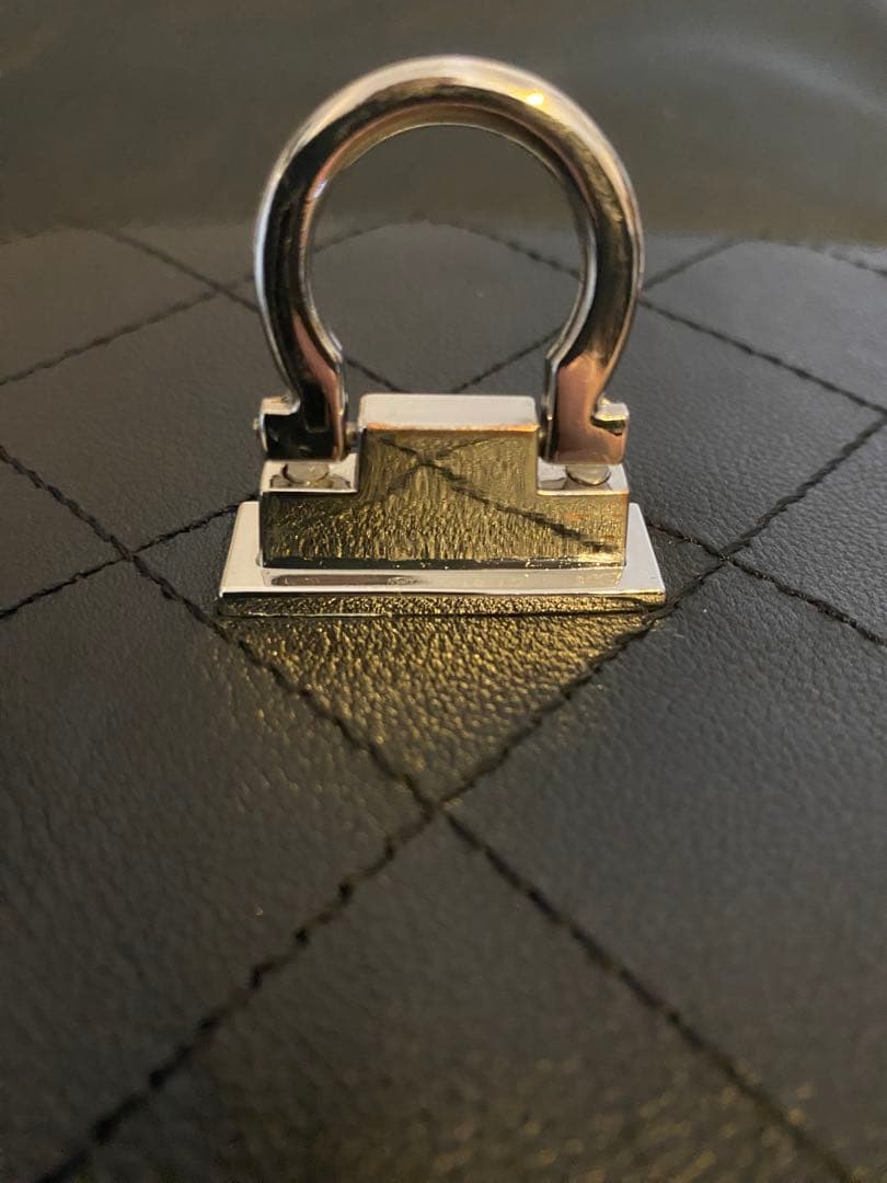 本革チェーンショルダーバッグ・シルバーカラー・改良版バルドーネ M HAYNI