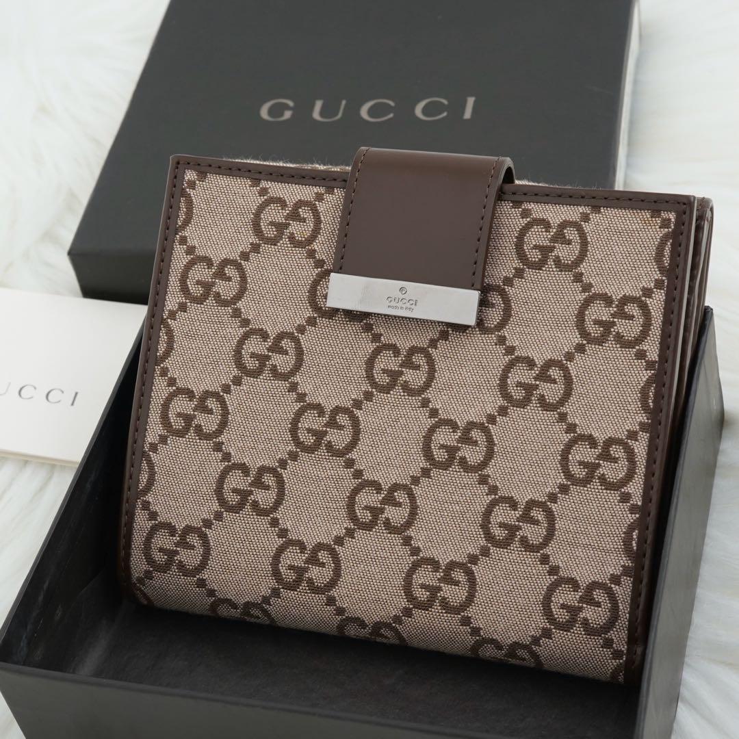 未使用品　箱付き　GUCCI グッチ　二つ折り財布　レザー　GG柄　ブラウン