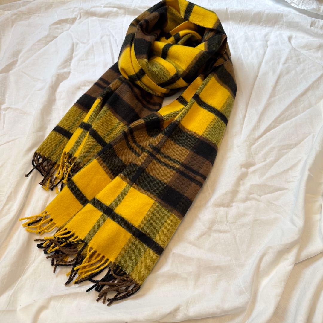 Johnstons of Elgin イエローチェックストール