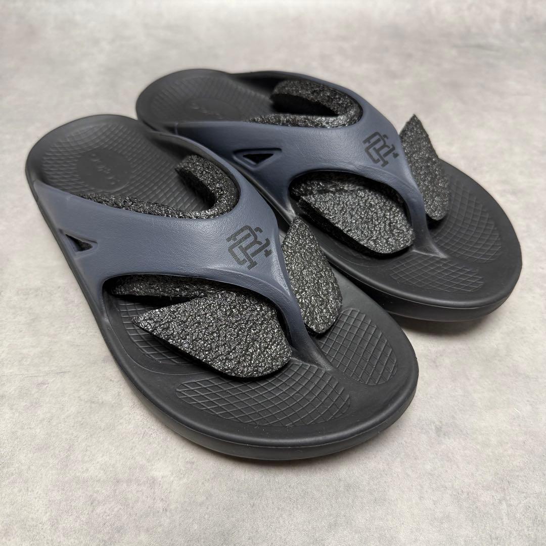 【専用】OOFOS ウーフォス レイニングチャンプ リカバリーサンダル 41