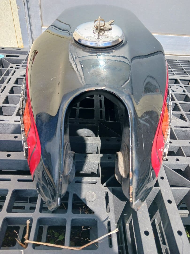 GSX250E　GSX400E　GSX450E　ザリ燃料タンク