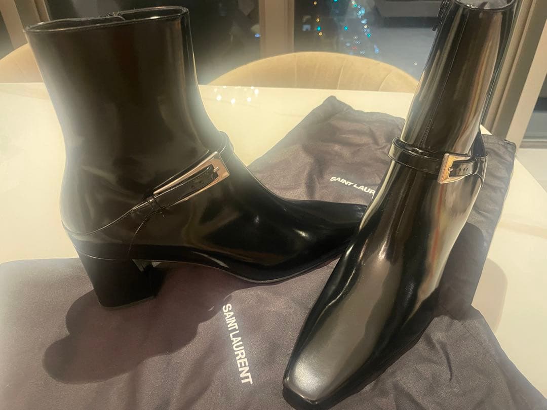 サンローラン　ブーツ