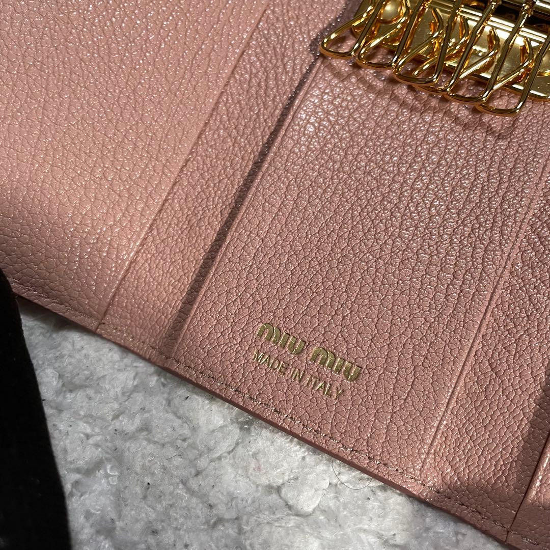 最終価格✨未使用品✨miumiu ミュウミュウ ピンク レザーキーケース リボン