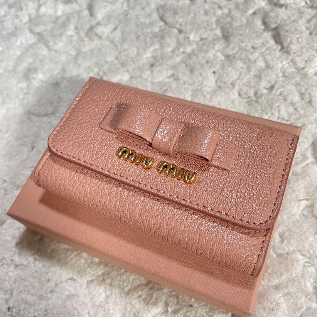 最終価格✨未使用品✨miumiu ミュウミュウ ピンク レザーキーケース リボン