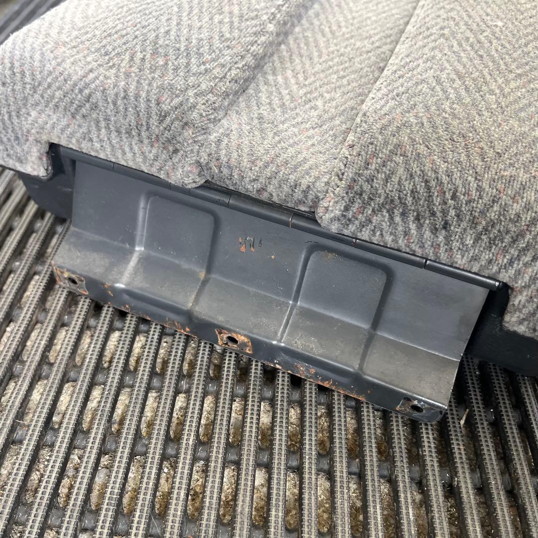 純正コンソールリッド アームレスト デリカスターワゴン