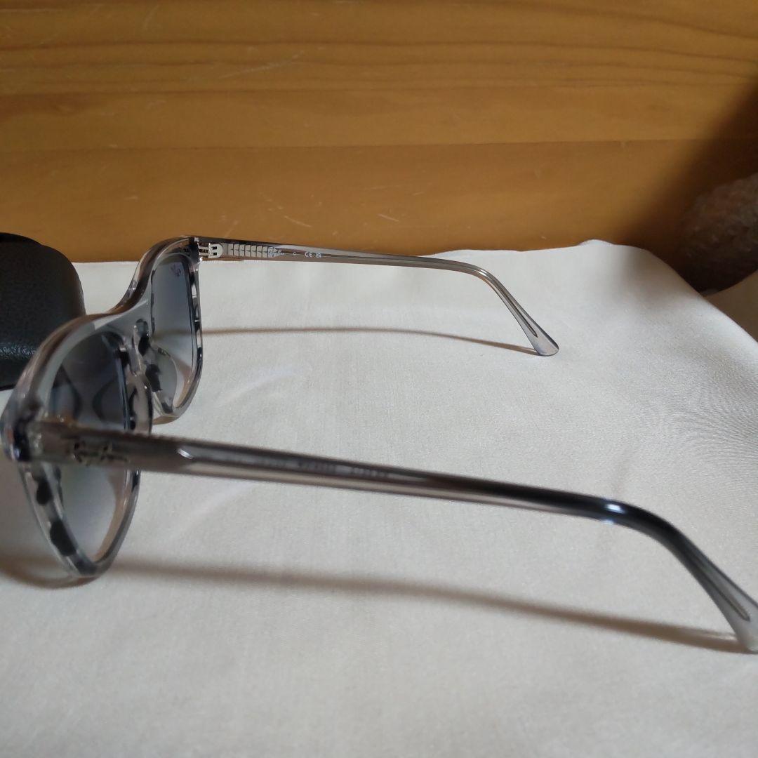 未使用✨Ray-Ban グレー サングラス ケース付き