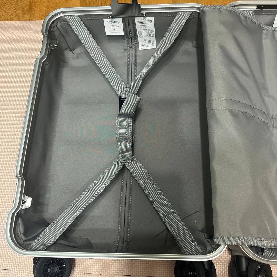 無印良品 アルミハードキャリーケース３４リットル