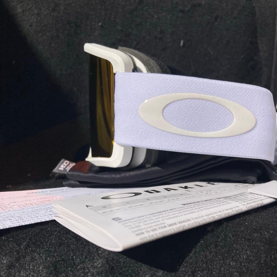 新品未使用　オークリースノーゴーグル　ターゲットラインM オークリーゴーグル