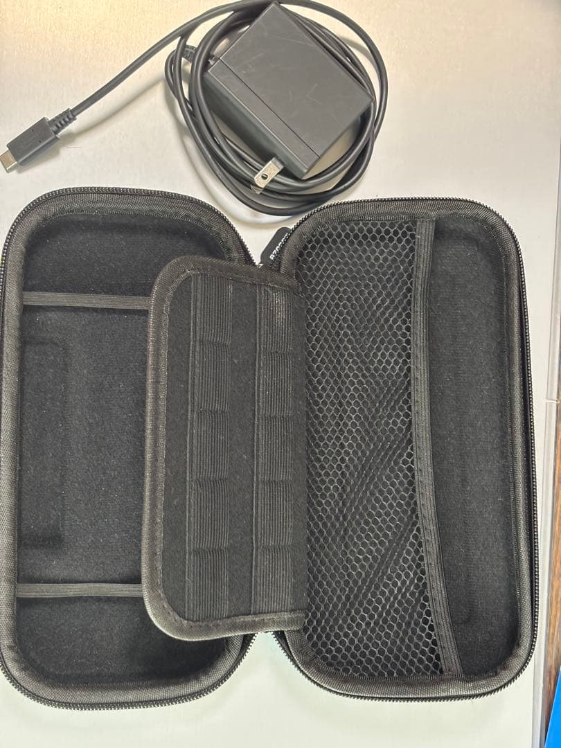 ニンテンドーSwitchライト　本体