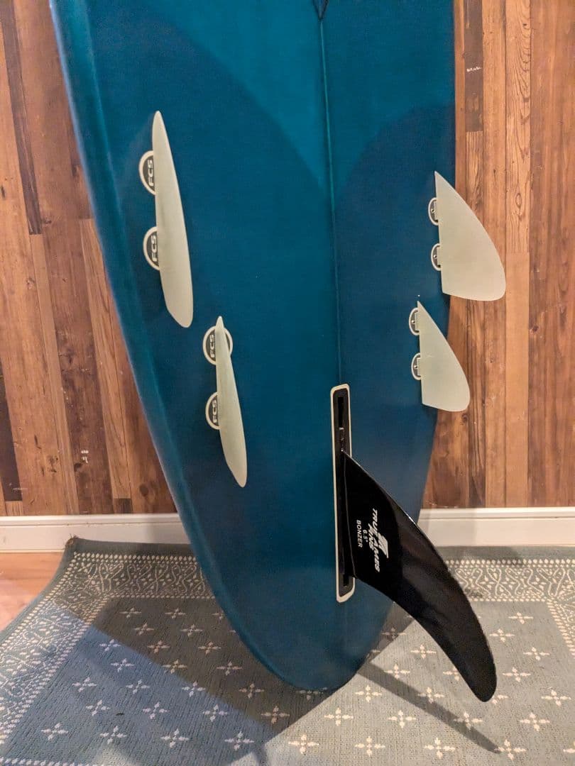 新品ボンザークアッドフィン付き✨T-STICK ミッドレングス6.5 ボンザー