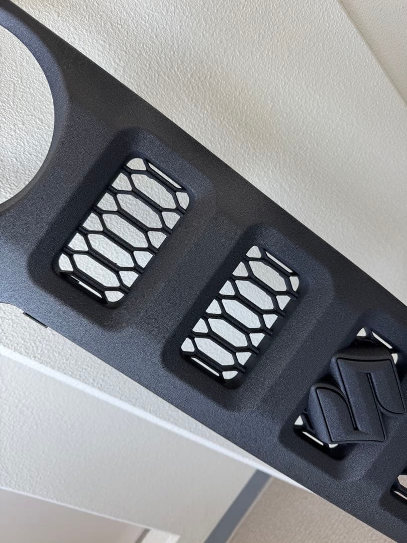 早い方優先❣️ジムニー　jb64 jb74 フロントグリル　ストーン塗装