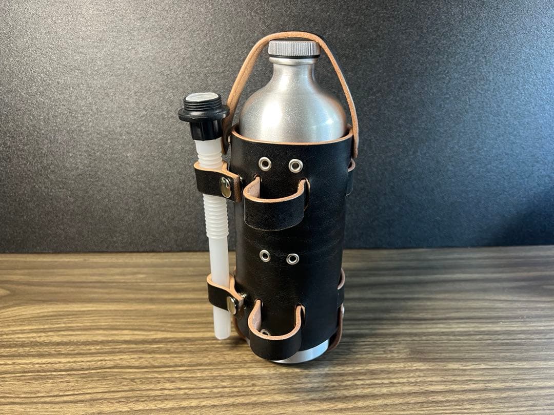 昭南皮革製　フューエルボトルホルダー　バイク　ガソリン携行缶　燃料タンク　携行缶