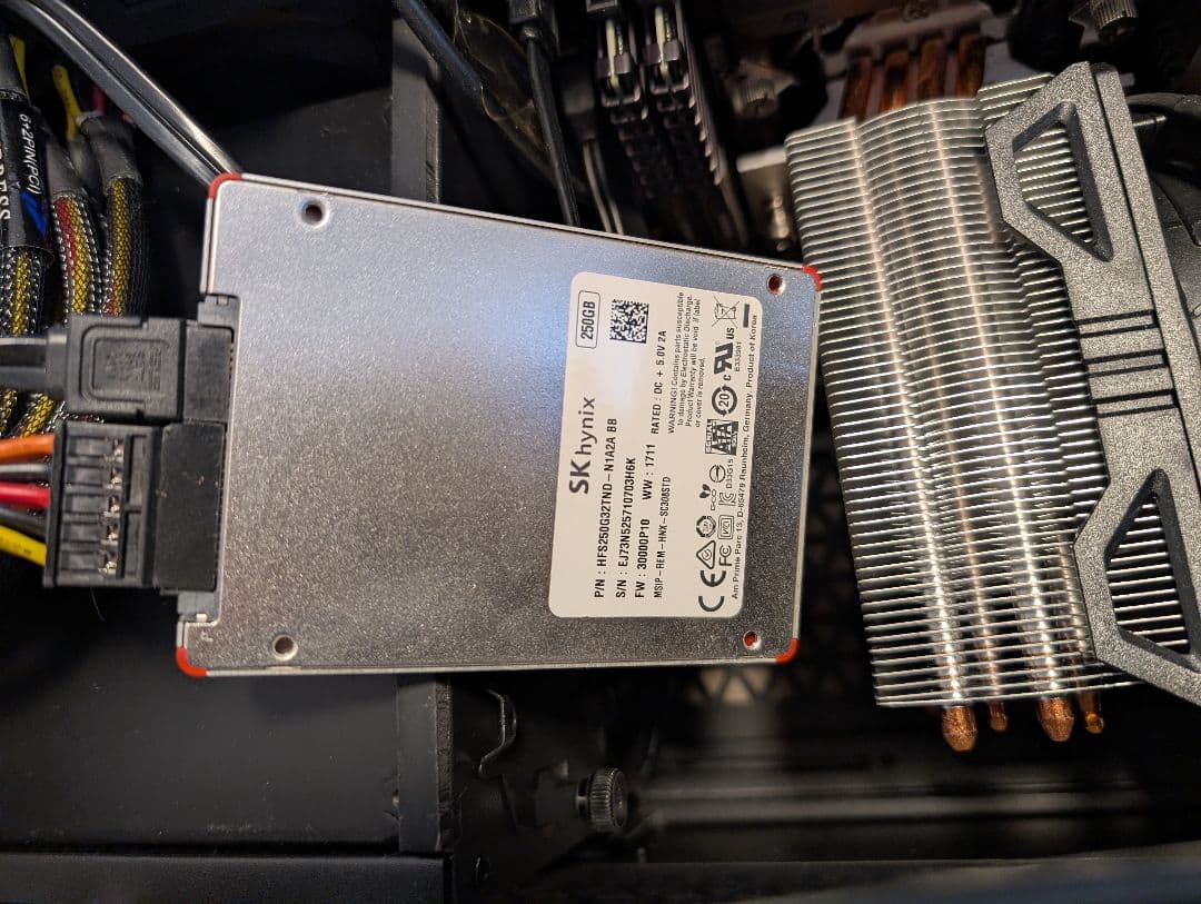 デスクトップPC i7-11700K / メモリ32GB / SSD500GB