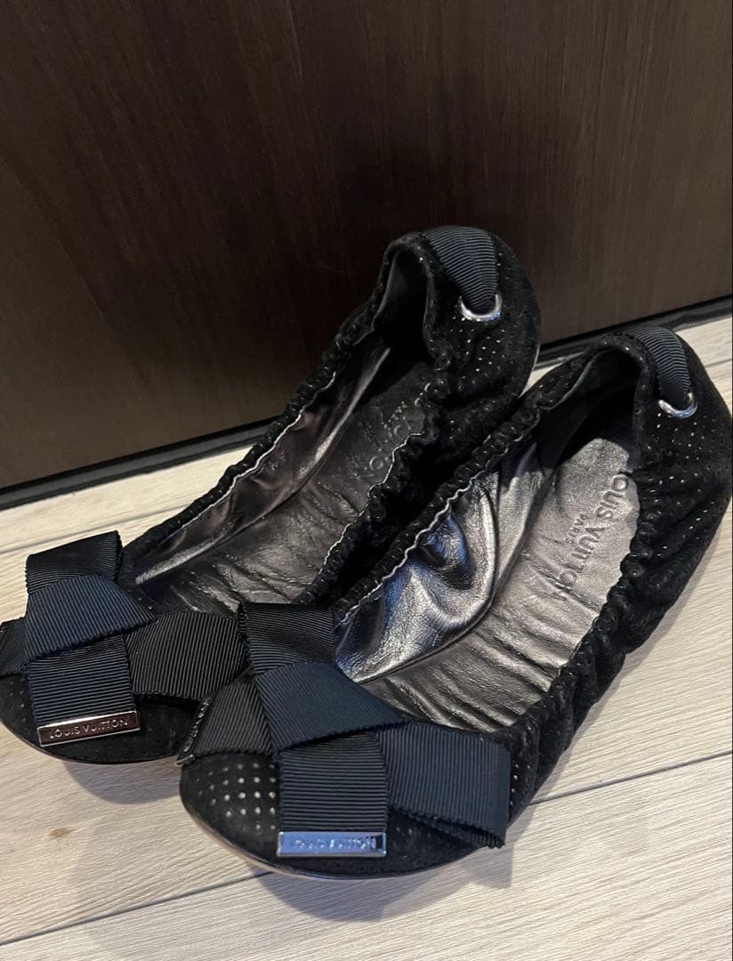 ルイヴィトン バレエシューズ LV 黒 刻印あり 靴 LOUIS VUITTON
