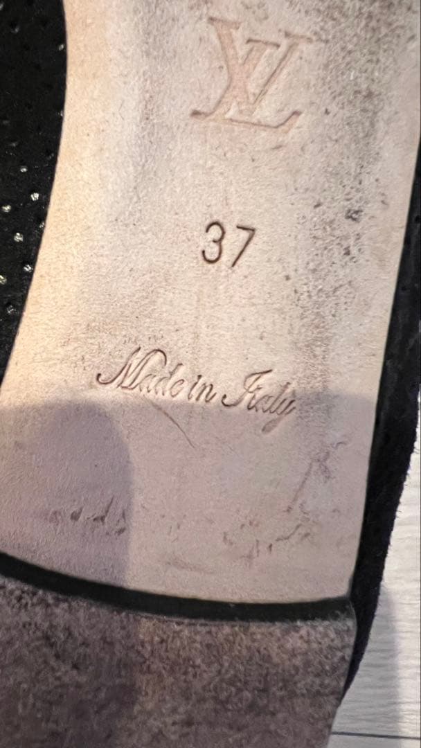 ルイヴィトン バレエシューズ LV 黒 刻印あり 靴 LOUIS VUITTON