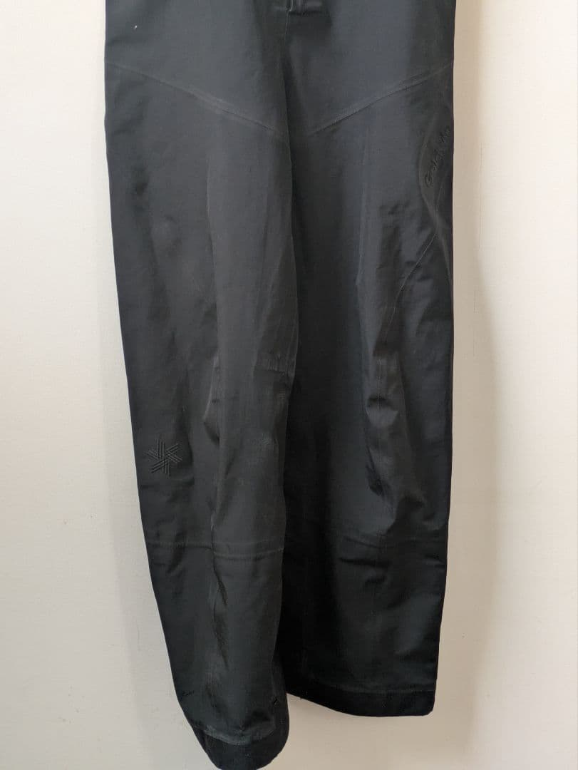 GOLDWIN　GORE-TEX3L（3レイヤー）ビブパンツ　Mサイズ