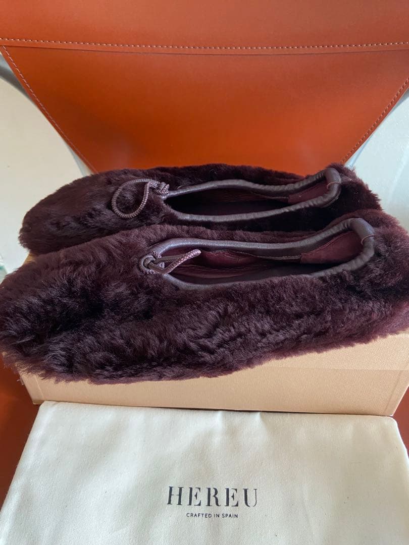 HEREU へリュー　ファー　バレエ フラットシューズ　ボルドー　38 ムートン