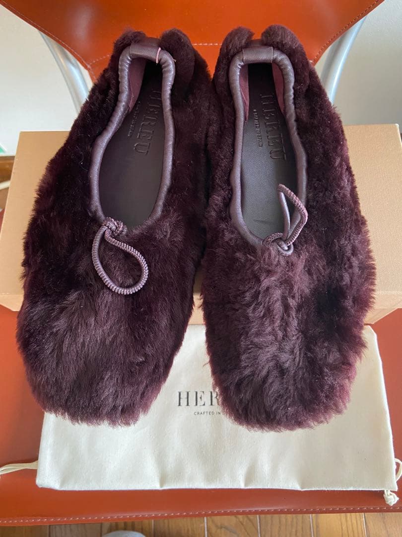 HEREU へリュー　ファー　バレエ フラットシューズ　ボルドー　38 ムートン