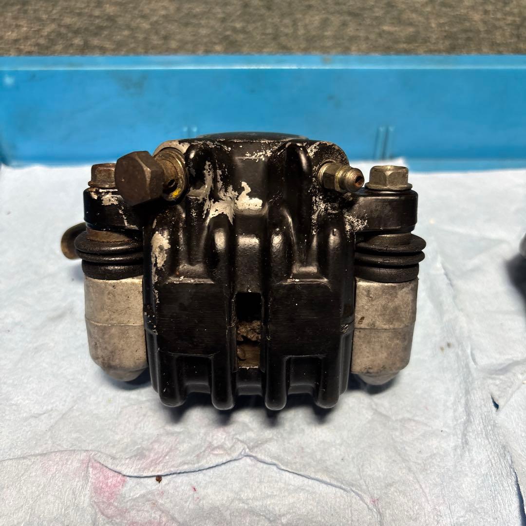 CB750F 900F fourⅡ ブレーキキャリパー L/Rセット