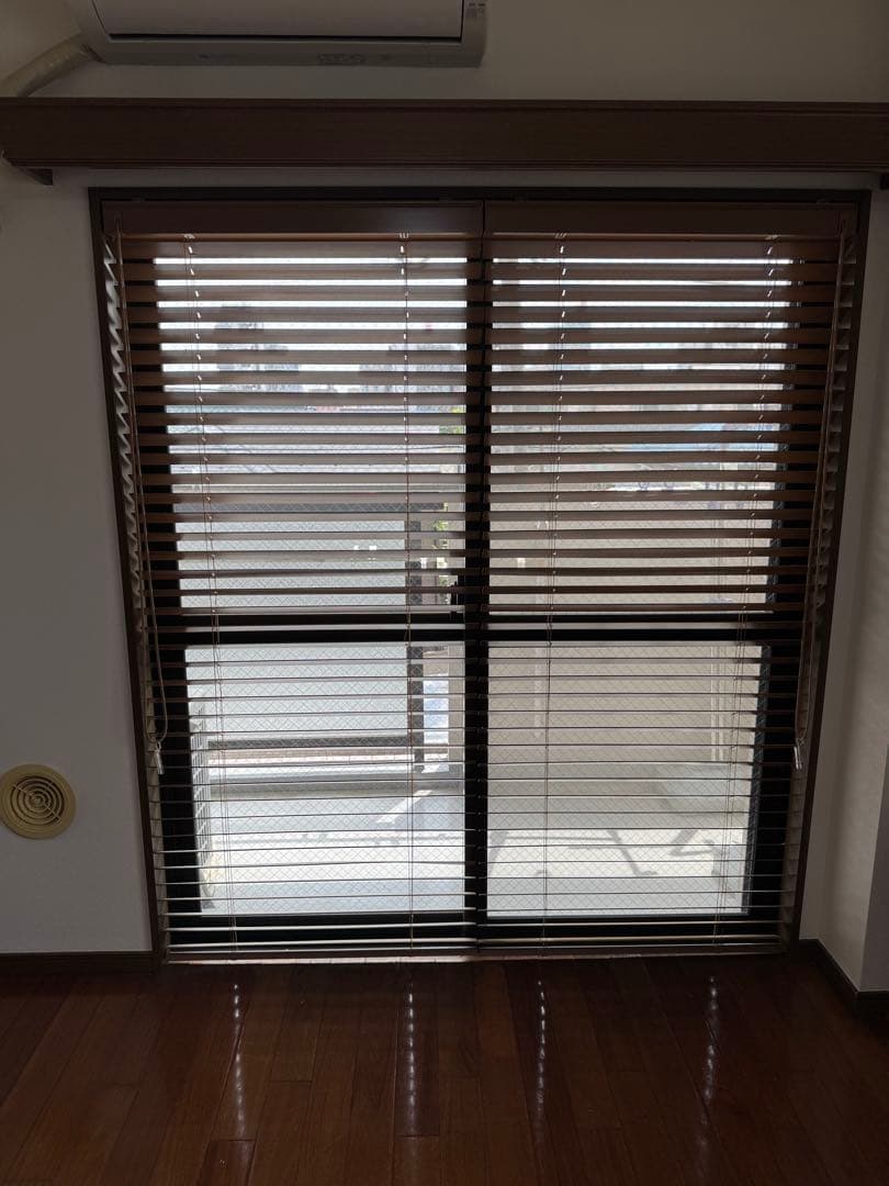 美品サルト（Sarto）ウッドブラインド50 自動降下付き天井付き定価11万円